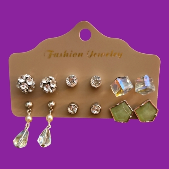 Vintage Jewelry - VTG Set of Six Rhinestone Irridescent Post Stud Earrings